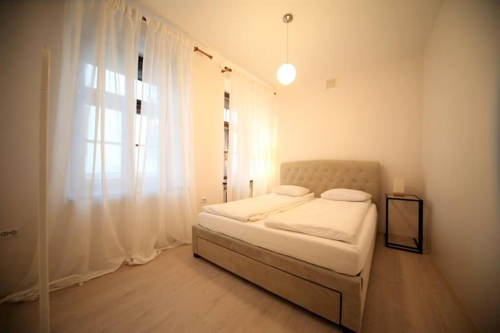 Lovely Two Bedroom In The Old Town Riga Exteriér fotografie