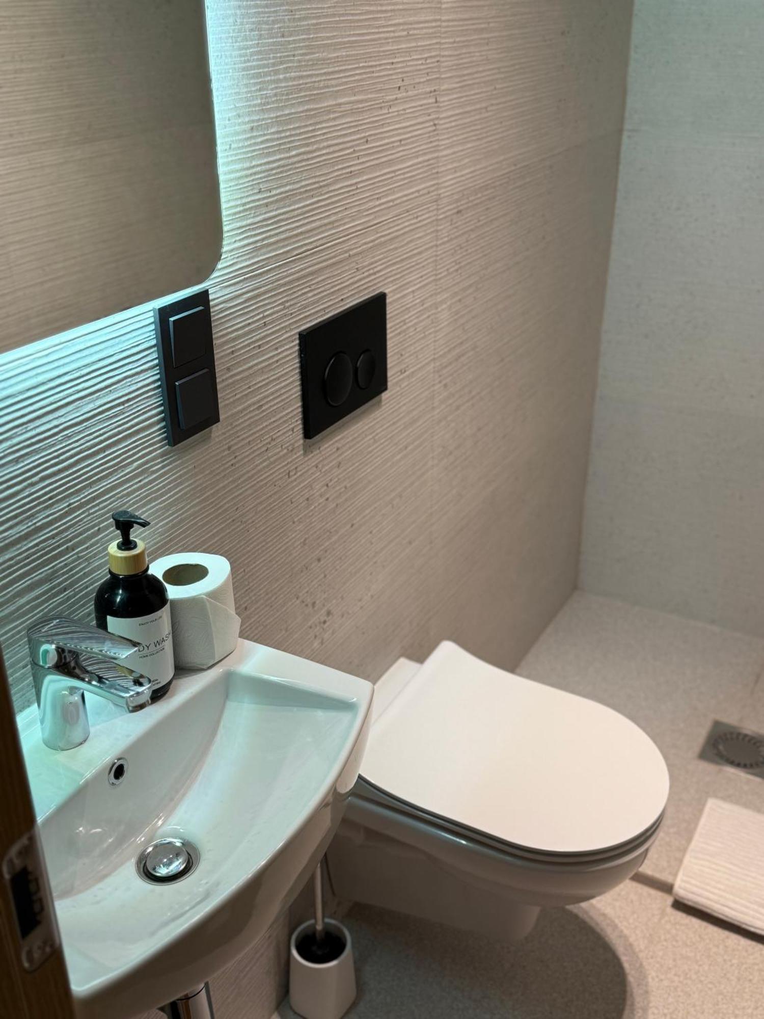 Lovely Two Bedroom In The Old Town Riga Exteriér fotografie